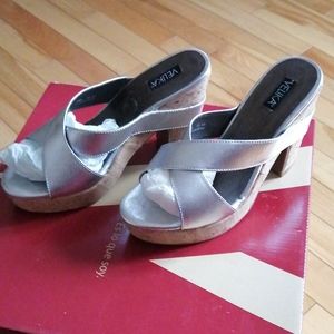 Velika leather shoes